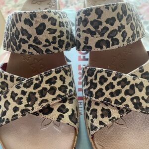 Skechers Leopard Print Sandals